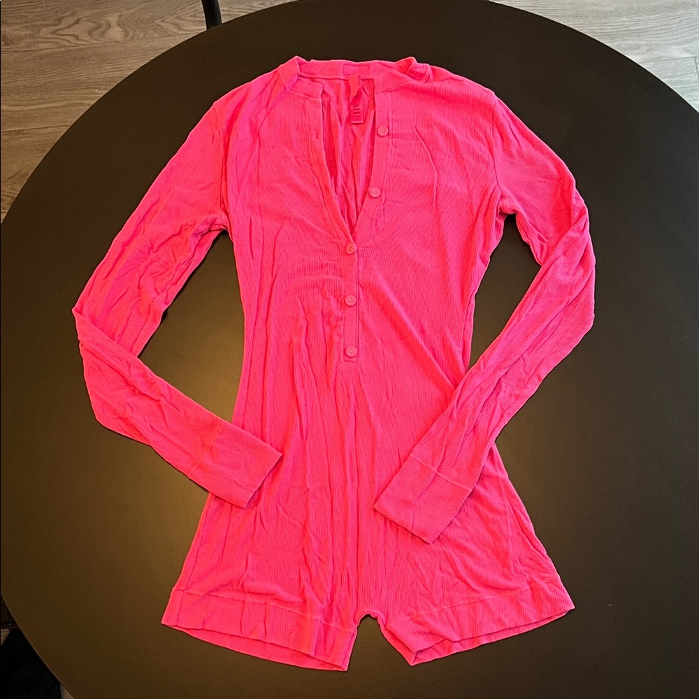 SKIMS Vibrant Pink Long Sleeve Soft Lounge Bodysuit